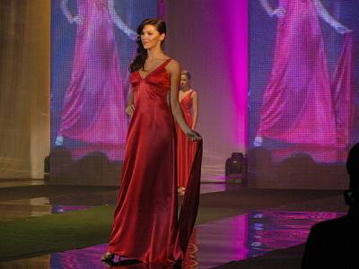 Fashion show 2007, salon Moravec a kolekce společenských šatů