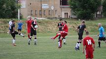 FK Novosedlice (v červeném) - SK Dobkovice 3:4