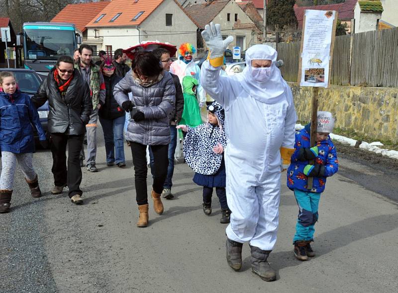 Masopustní veselici si užívali v sobotu v Červeném Újezdu 