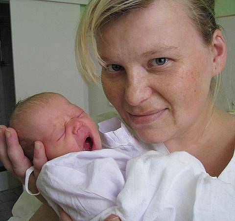 Ivetě Štayrové z Proboštova se v teplické porodnici 6.10. ve 14.53 hod. narodila dcera Jasmína Štayrová, míry 47 cm, a 2,4 kg.