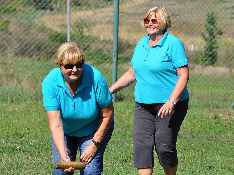 Na hřišti v Ohníči se konal Den netradičních sportů. Záštitu převzalo Regionální centrum Sportu pro všechny Teplice.