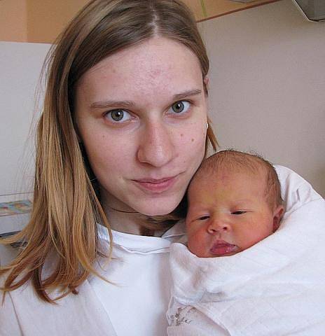 Miroslavě Pařízkové z Bžan se v teplické porodnici 3.10. ve 4.05 hod. narodila dcera Monika Belecová, míry 49 cm a 3,25 kg.