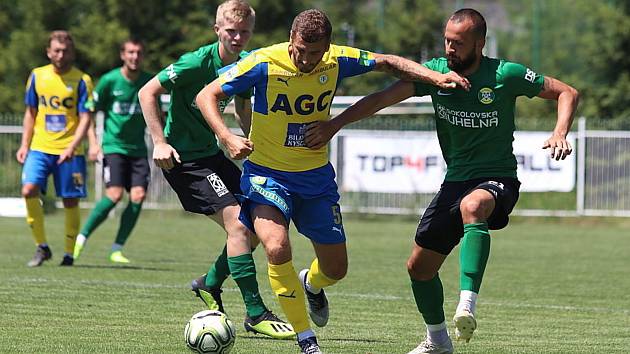 Ve Spořicích na Chomutovsku porazily Teplice v přípravě sokolovský Baník jednoznačně 5:0.