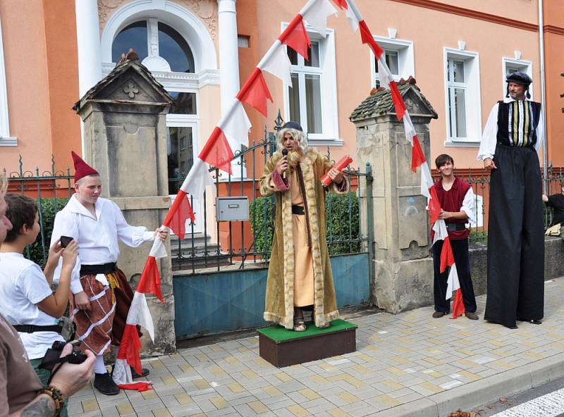 Proboštov se bavil a slavil až do ohňostroje 