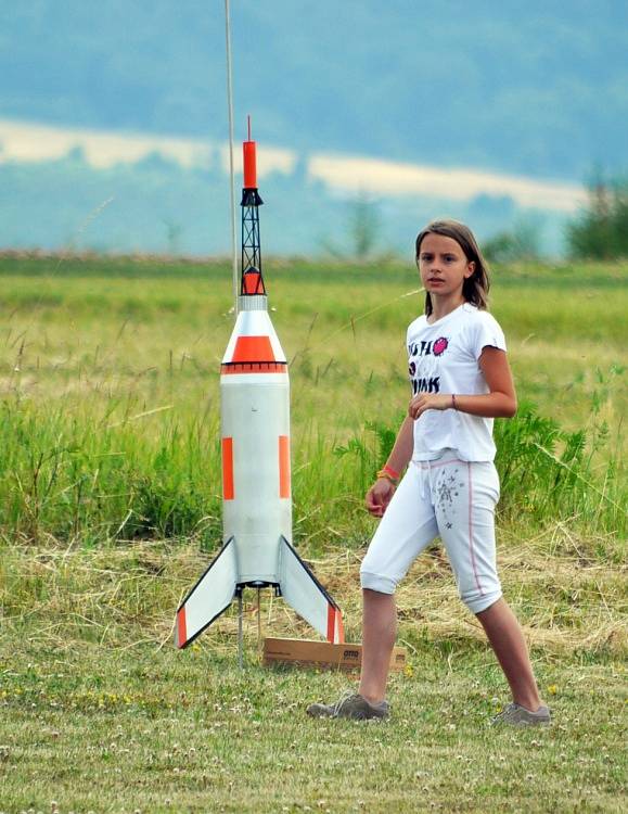 Festival velkých modelů raket se konal v sobotu v Suché 