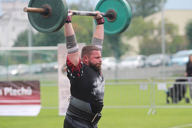 Strongman v Oseku