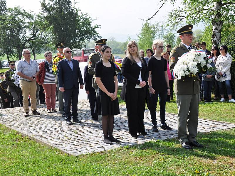 Pietní akt připomněl 313 obětí pochodu smrti v roce 1945 v Krupce na Prokopce