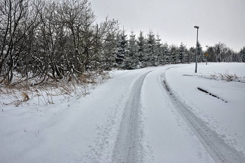 V Krušných horách napadl v úterý 18. dubna sníh.