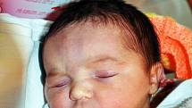 Eliška Sanitriková se narodila Kateřině Sanitrikové z Drahkova 16. října v teplické porodnici v 22,57 hodin. Měřila 48 cm, vážila 3,00 kg