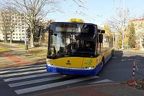 Nová trať pro trolejbusy v Teplicích, natažená je do ulic, kde trolejbusy nikdy nejezdily.