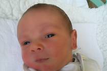 Matěj Bareš se narodil 29. listopadu v 1.43 hodin mamince Monice Barešové z Ústí nad Labem. Měřil 52 cm a vážil 3,68 kilogramu.