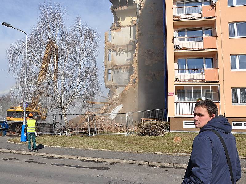 Demolice bývalého hotelu Imperiál začala.