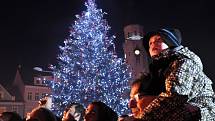 Rozsvícení vánočního stromu na Mírovém náměstí v Bílině