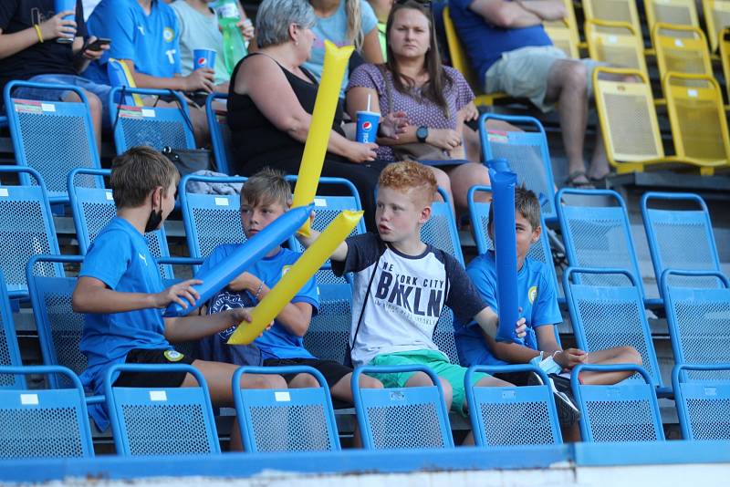 Diváci na fotbale Teplice - Slavia