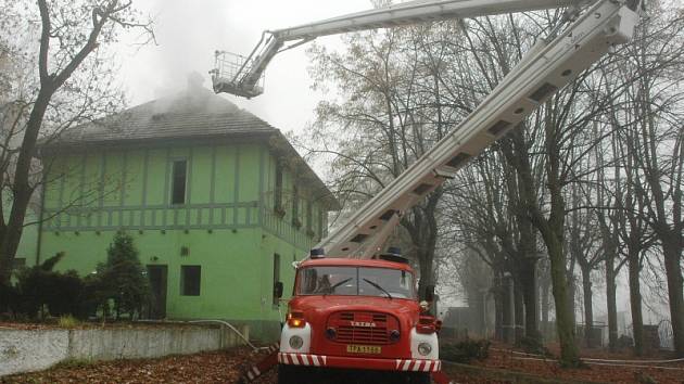 V restauraci Panorama pod Doubravkou v neděli dopoledne hořelo