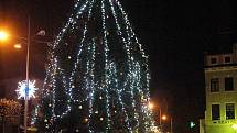 Vánoční strom na náměstí Svobody v Teplicích