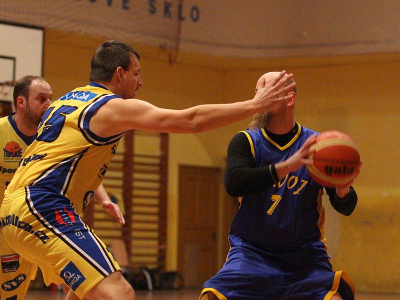 Basketbalisté Teplic hráli doma se Slavojem Litoměřice C