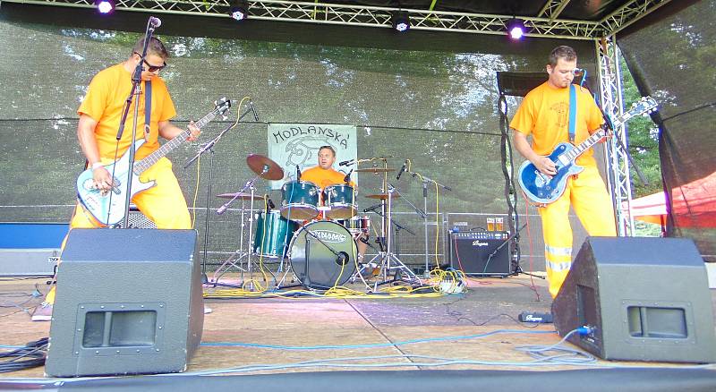 Premiérový ročník festivalu Rock u rybníka v Proboštově se vydařil.