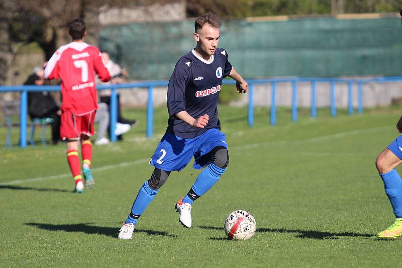 1. FC Dubí - Kladruby (v červeném)