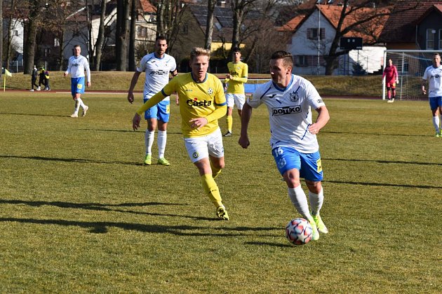 Fotbalisté Jiskry Domažlice prohráli na úvod jarní části sezony doma s Pískem 0:3.