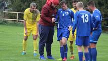 FOTBALOVÁ I.B TŘÍDA: Tatran Chodov (ve žlutém) - TJ Chodský Újezd (v modrém) 2:2 (2:0), na PK 3:4.