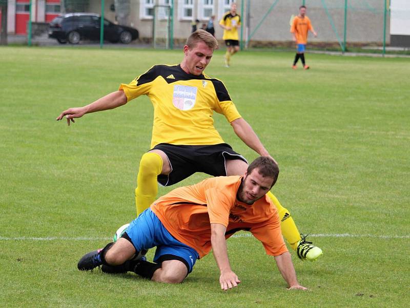 Z utkání fotbalistů FC Dynamo Horšovský Týn a Start Bělá nad Radbuzou.