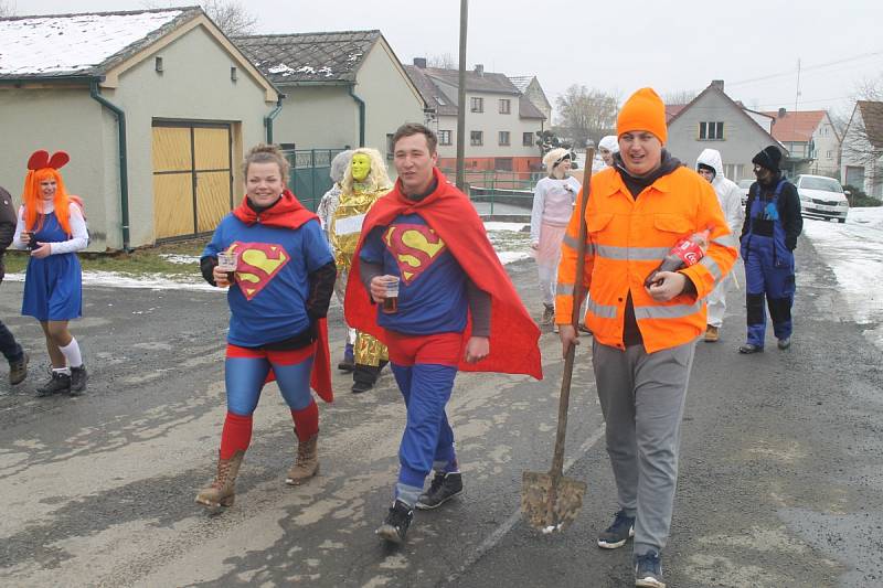 Masopust probíhal v sobotu také v Nevolicích a ve Stráži 