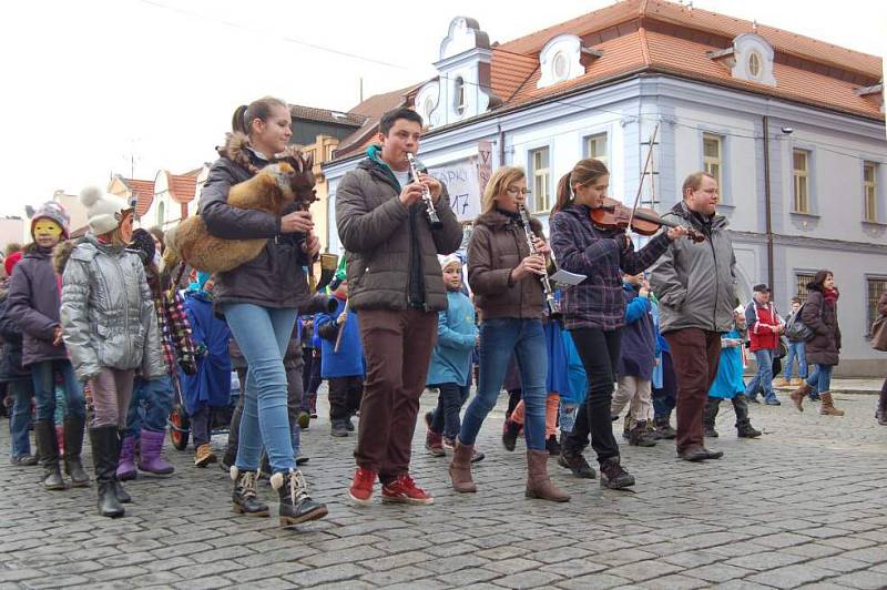 Masopustní průvod dětí z domažlických školních družin.