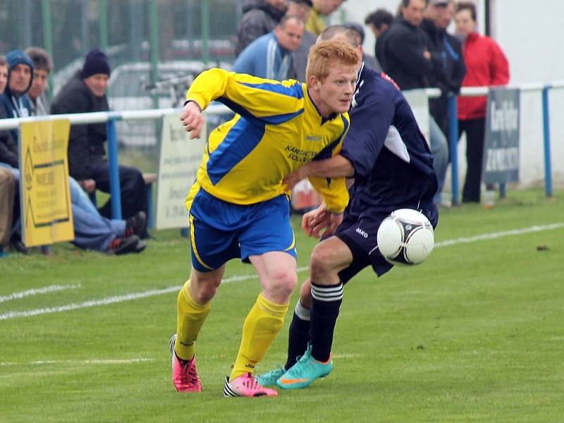 Štavnaté derby mezi Slavoje Koloveč A a Jiskrou Domažlice B.