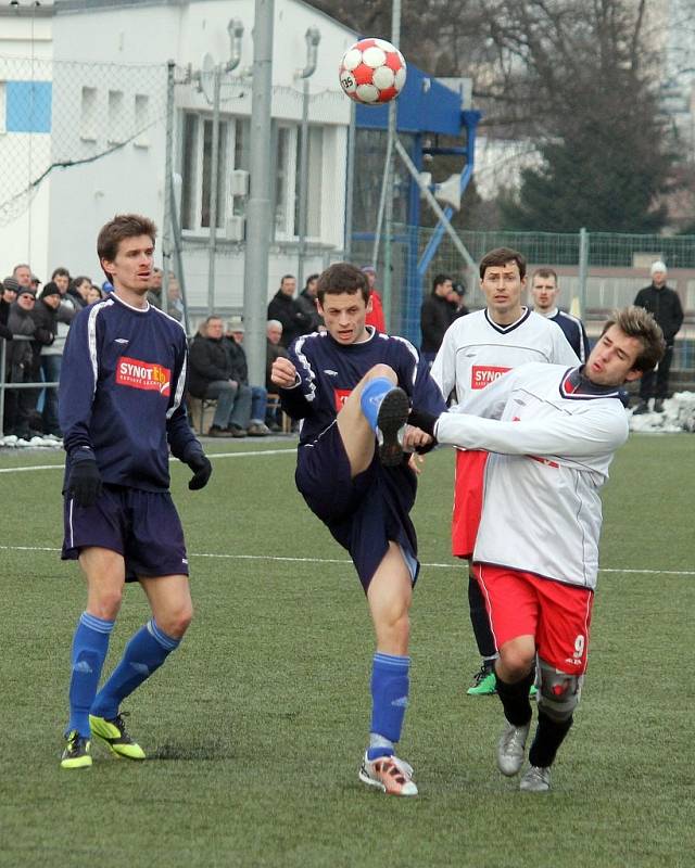 Z utkání fotbalistů Jiskry Domažlice B a TJ Horní Bříza.