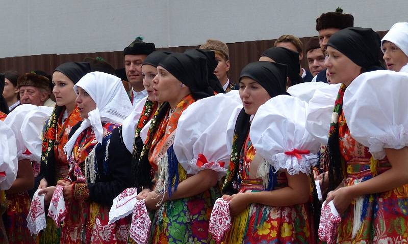 Klenotnicový pořad udělal tečku za svátkem folkloru.