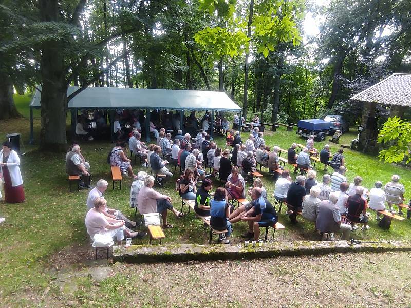 Součástí anenské pouti na Tanaberku byl i koncert slovenského operního pěvce Mateje Vaníka.