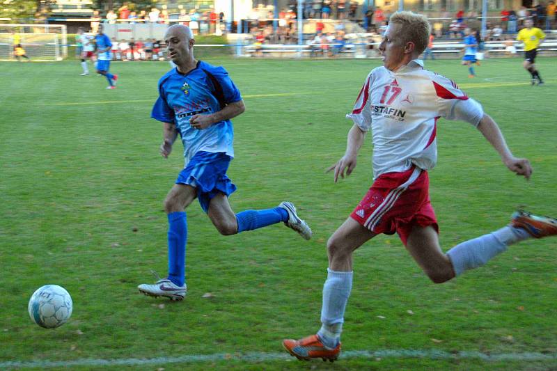 Z utkání fotbalistů FK Holýšov A a FK Horažďovice. 