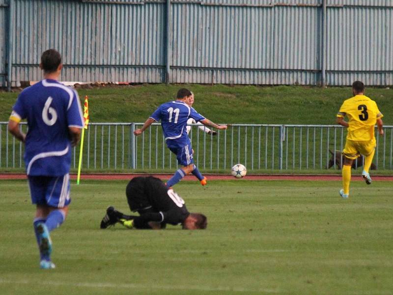 Třetiligové derby mezi FK Tachov a Jiskrou Domažlice.