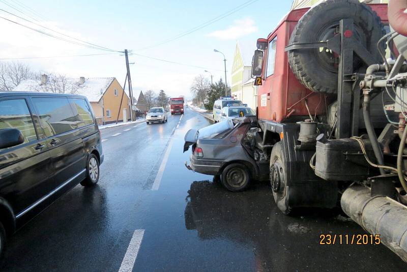 Nehoda v Semošicích.