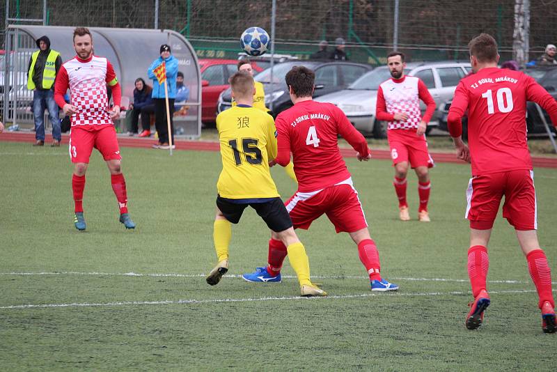 Sokol Mrákov (v červeném) - Jiskra Domažlice B (ve žlutém) 0:1.