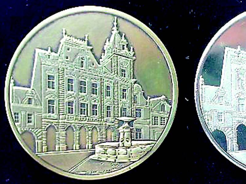 Medaile k 40. výročí numismatické společnosti v Domažlice.