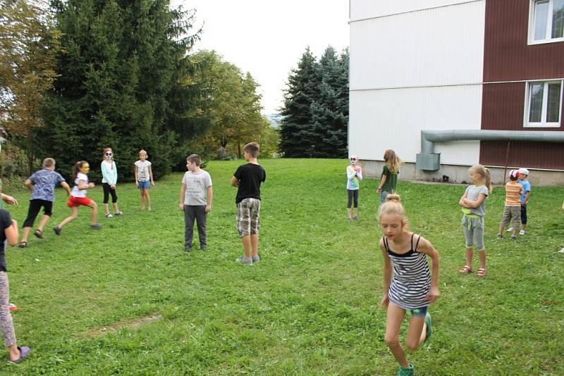 Z akce Dveře dokořá, kterou zorganizovala domažlická PS Mír.