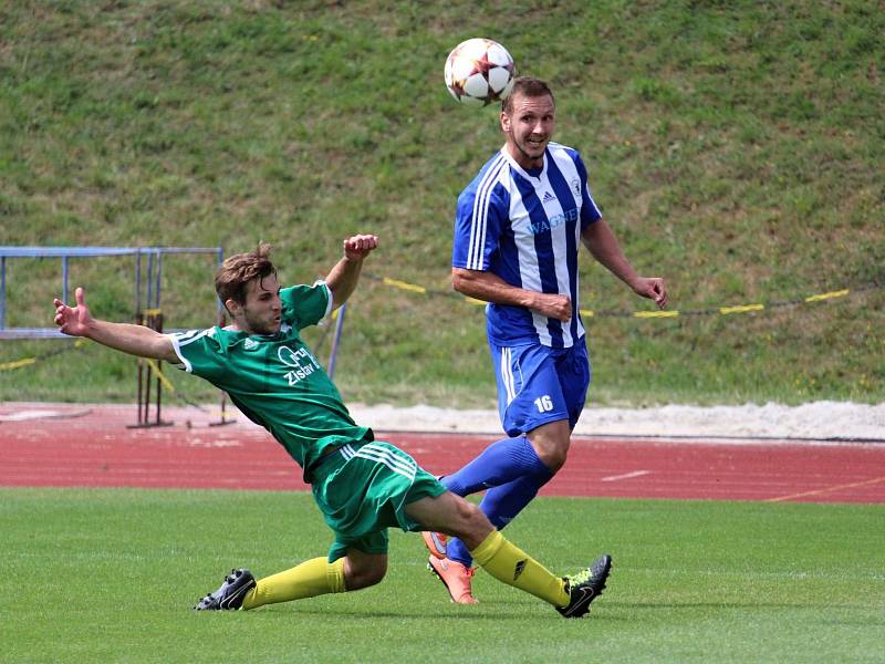 Fotbalisté Jiskry Domažlice ve druhém přípravném utkání hostili 1. FC Karlovy Vary.