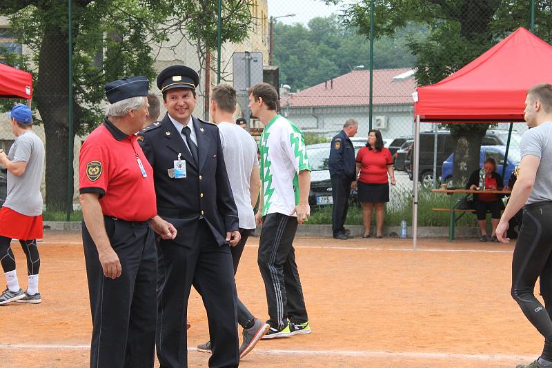 Hasiči z Plzeňského kraje na soutěži v Domažlicích.