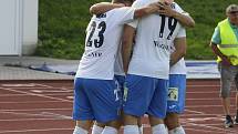 6. kolo FORTUNA ČFL A: TJ Jiskra Domažlice (na snímku fotbalisté v bílých dresech) - FC Slavia Karlovy Vary 2:2 (2:1).