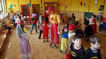 Maškarní karneval v hostouňské mateřské škole.
