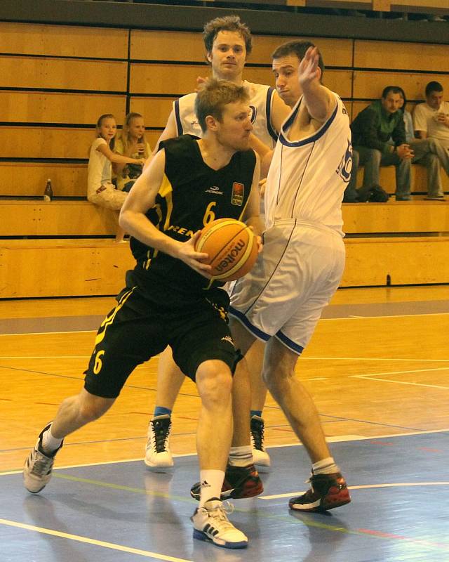 Ohlédnutí za čtvrtým zápasem finále play – off II. ligy mužů mezi basketbalisty Jiskry Domažlice a Renocar Podolí Brno.