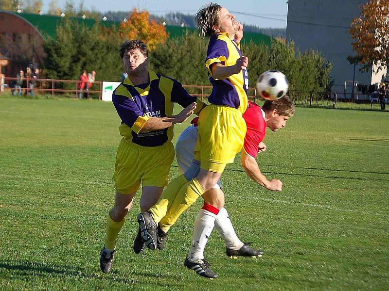 Z chodského derby mezi Tatranem Chodov a Spartakem Klenčí. 