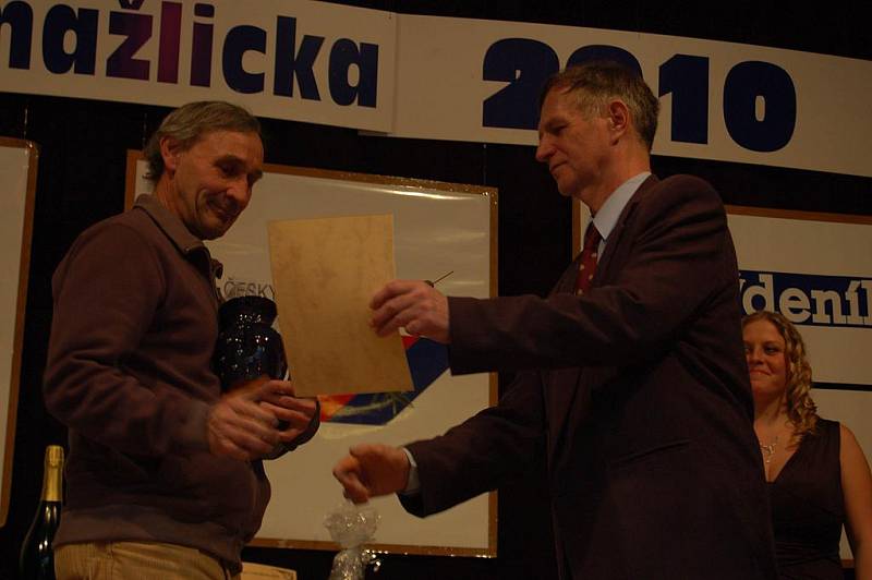 Ze slavnostního vyhlašování ankety Sportovec Domažlicka 2010 v Kolovči.