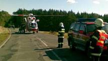 Řidiče Fiatu Punto z Dobřan zastavil u Mířkova strom. Byl vrtulníkem transportován do nemocnice v Plzni.