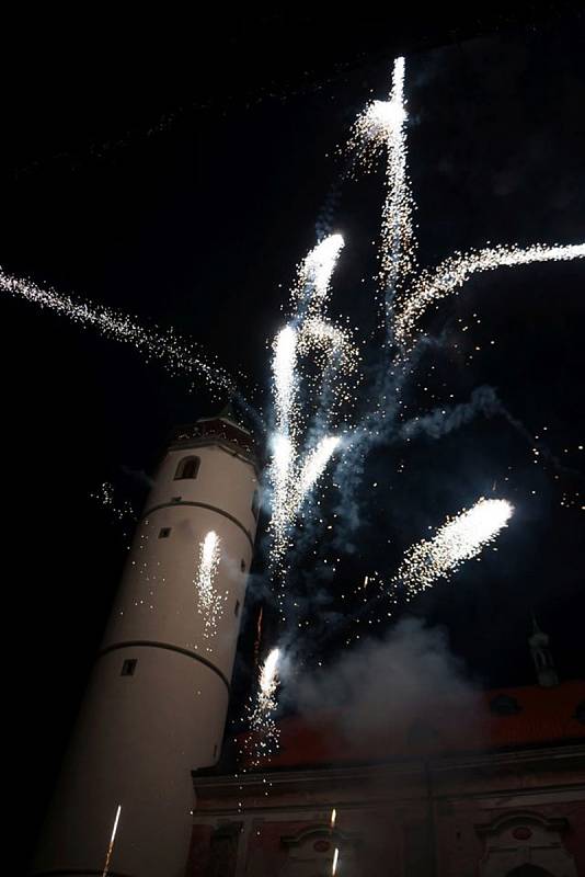 Ohňostroj se konal 1. ledna na náměstí Míru. Foto: MKS Domažlice