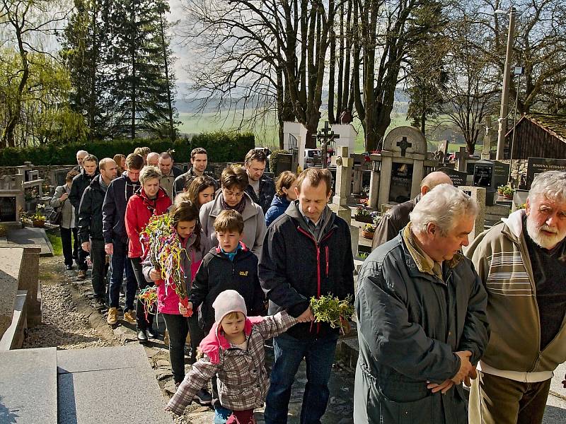 V loučimském kostele zazněly pašije.