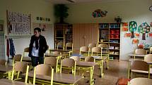 Slavnostní předávání rekonstruované Základní školy v Holýšově.