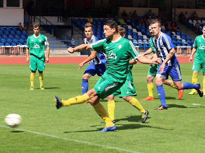 Fotbalisté Jiskry Domažlice ve druhém přípravném utkání hostili 1. FC Karlovy Vary.